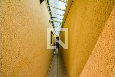 Casa à venda com 220m², 3 quartos e 2 vagas Casa à venda com 220m², 3 quartos e 2 vagasCorredor Externo