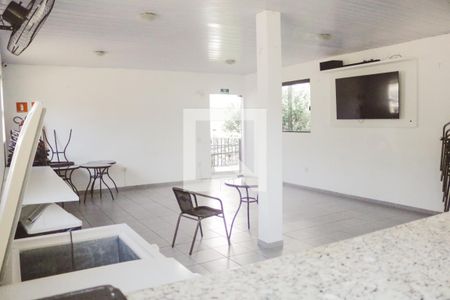 Apartamento para alugar com 44m², 2 quartos e 1 vaga Apartamento para alugar com 44m², 2 quartos e 1 vagaÁrea comum - Salão de festas