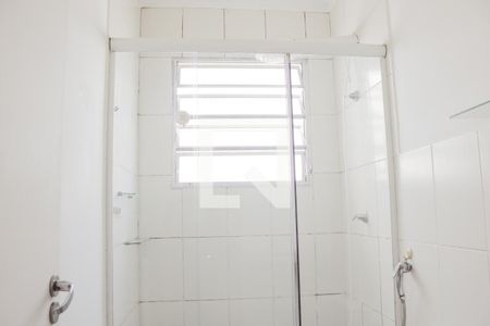 Banheiro de apartamento para alugar com 2 quartos, 44m² em Loteamento City Jaragua, São Paulo