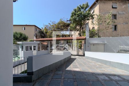 Apartamento para alugar com 65m², 3 quartos e 1 vagaFachada e portaria