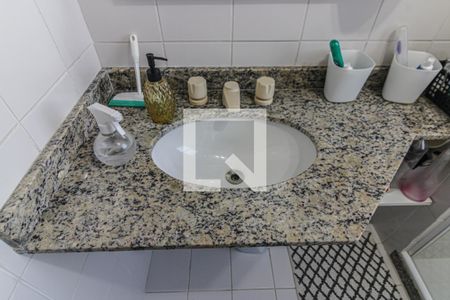 Apartamento à venda com 74m², 3 quartos e 1 vaga Apartamento à venda com 74m², 3 quartos e 1 vagaSuíte - Banheiro