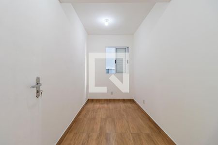Quarto 1 de apartamento para alugar com 2 quartos, 54m² em Parque Santa Luzia, Barueri