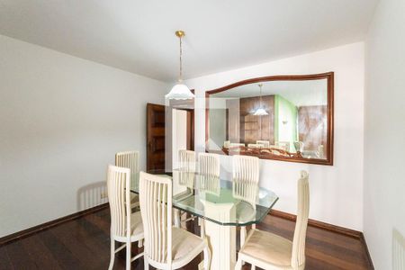 Apartamento à venda com 160m², 4 quartos e 2 vagasSala