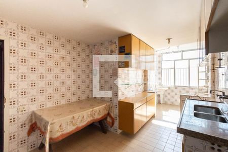 Apartamento à venda com 160m², 4 quartos e 2 vagasCozinha