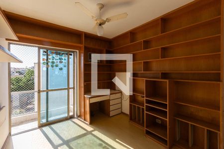 Apartamento à venda com 160m², 4 quartos e 2 vagasQuarto 2