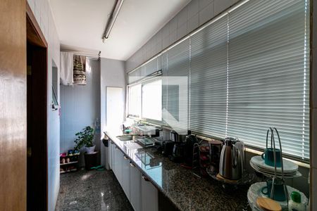 Apartamento à venda com 289m², 4 quartos e 3 vagas Apartamento à venda com 289m², 4 quartos e 3 vagasLavanderia