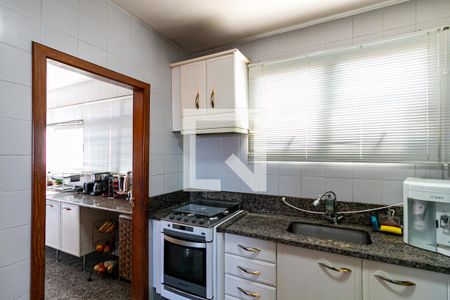 Apartamento à venda com 289m², 4 quartos e 3 vagas Apartamento à venda com 289m², 4 quartos e 3 vagasCozinha