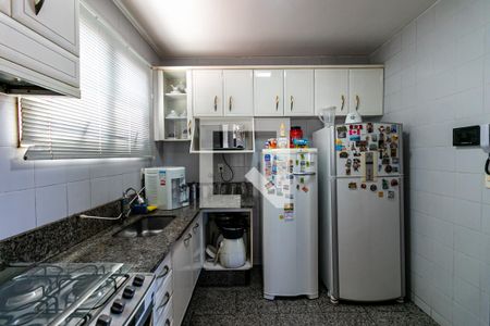 Apartamento à venda com 289m², 4 quartos e 3 vagas Apartamento à venda com 289m², 4 quartos e 3 vagasCozinha