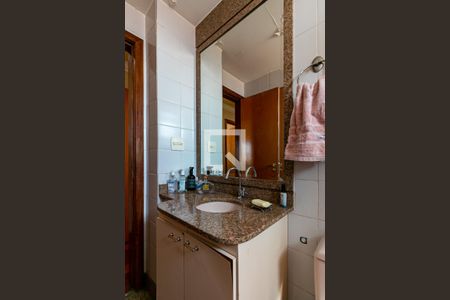 Apartamento à venda com 289m², 4 quartos e 3 vagas Apartamento à venda com 289m², 4 quartos e 3 vagasBanheiro