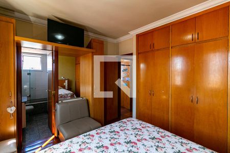 Apartamento à venda com 289m², 4 quartos e 3 vagas Apartamento à venda com 289m², 4 quartos e 3 vagasQuarto 4