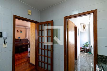 Apartamento à venda com 289m², 4 quartos e 3 vagas Apartamento à venda com 289m², 4 quartos e 3 vagasCozinha