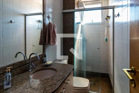 Apartamento à venda com 289m², 4 quartos e 3 vagas Apartamento à venda com 289m², 4 quartos e 3 vagasBanheiro