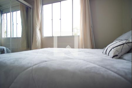 Quarto 1 de apartamento à venda com 2 quartos, 47m² em Mário Quintana, Porto Alegre