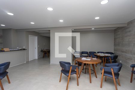 Apartamento para alugar com 45m², 2 quartos e 1 vaga Apartamento para alugar com 45m², 2 quartos e 1 vagaÁrea comum - Salão de festas