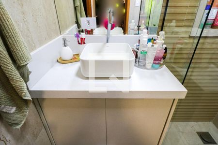 Casa à venda com 400m², 4 quartos e 4 vagas Casa à venda com 400m², 4 quartos e 4 vagasBanheiro da Suíte 1