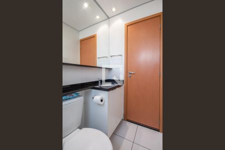 Apartamento à venda com 73m², 3 quartos e 2 vagasBanheiro da Suíte