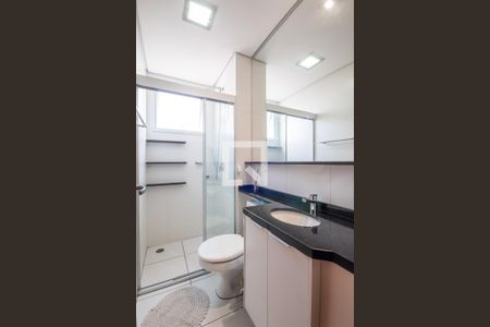 Banheiro da Suíte de apartamento à venda com 3 quartos, 73m² em Umuarama, Osasco