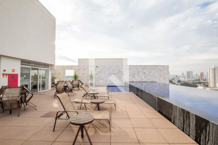 Apartamento à venda com 73m², 3 quartos e 2 vagasÁrea comum - Piscina