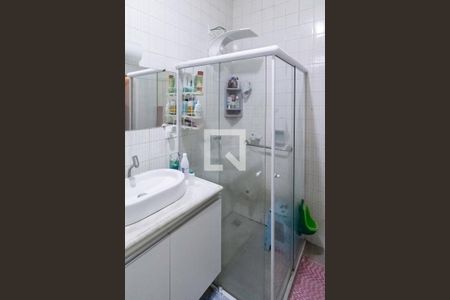 Casa à venda com 1062m², 4 quartos e 8 vagasBanheiro da suíte