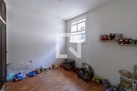 Casa à venda com 1062m², 4 quartos e 8 vagasQuarto 3