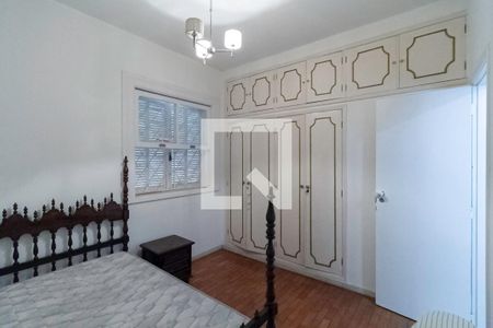 Casa à venda com 1062m², 4 quartos e 8 vagasQuarto 2