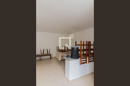 Apartamento à venda com 57m², 2 quartos e 1 vaga Apartamento à venda com 57m², 2 quartos e 1 vagaÁrea comum - Salão de festas