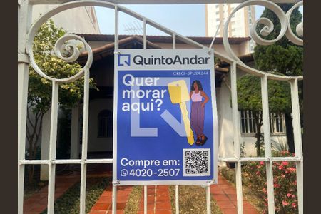 Casa para alugar com 250m², 3 quartos e 4 vagas Casa para alugar com 250m², 3 quartos e 4 vagasFachada plaquinha