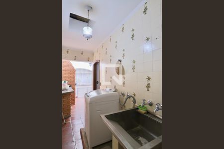 Casa para alugar com 250m², 3 quartos e 4 vagas Casa para alugar com 250m², 3 quartos e 4 vagasLavanderia