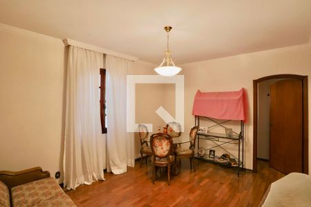 Casa para alugar com 250m², 3 quartos e 4 vagas Casa para alugar com 250m², 3 quartos e 4 vagasQuarto 1