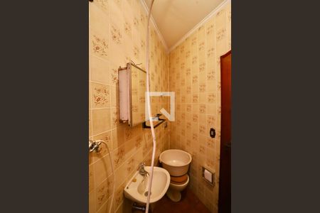 Casa para alugar com 250m², 3 quartos e 4 vagas Casa para alugar com 250m², 3 quartos e 4 vagasBanheiro de serviço