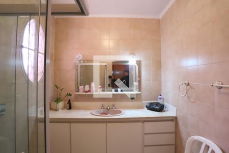 Casa para alugar com 250m², 3 quartos e 4 vagas Casa para alugar com 250m², 3 quartos e 4 vagasBanheiro