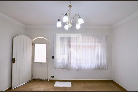 Casa para alugar com 250m², 3 quartos e 4 vagas Casa para alugar com 250m², 3 quartos e 4 vagasCopa