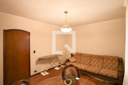 Casa para alugar com 250m², 3 quartos e 4 vagas Casa para alugar com 250m², 3 quartos e 4 vagasQuarto 1