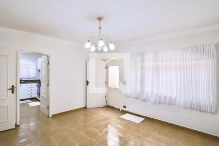 Casa para alugar com 250m², 3 quartos e 4 vagas Casa para alugar com 250m², 3 quartos e 4 vagasCopa