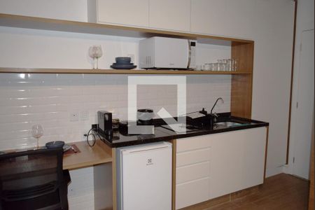 Cozinha de kitnet/studio para alugar com 1 quarto, 24m² em Pinheiros, São Paulo