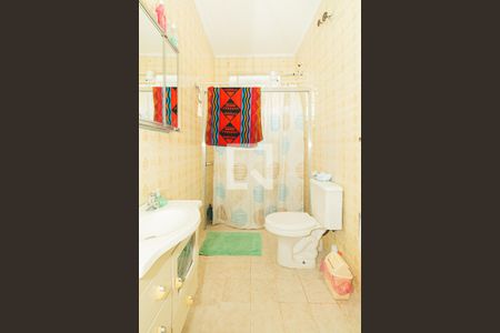 Casa à venda com 200m², 3 quartos e 2 vagasBanheiro 2