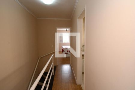 Casa à venda com 160m², 3 quartos e 2 vagasCorredor