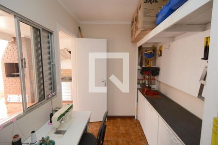 Casa à venda com 160m², 3 quartos e 2 vagasQuarto de Serviço