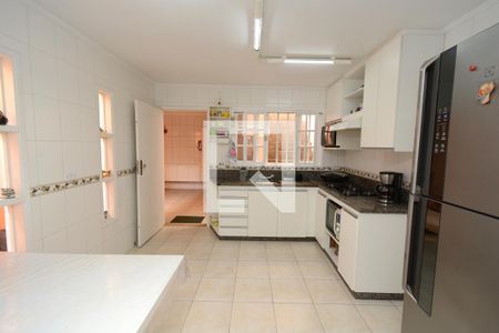 Casa à venda com 160m², 3 quartos e 2 vagasCozinha