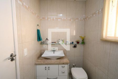 Casa à venda com 160m², 3 quartos e 2 vagasBanheiro