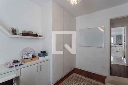 Apartamento à venda com 154m², 3 quartos e 2 vagas Apartamento à venda com 154m², 3 quartos e 2 vagasQuarto 2
