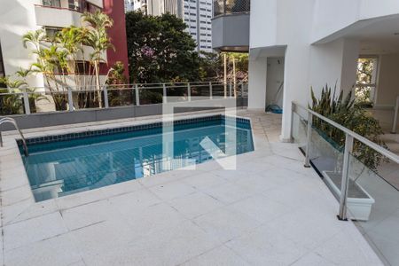 Apartamento à venda com 154m², 3 quartos e 2 vagas Apartamento à venda com 154m², 3 quartos e 2 vagasÁrea comum - Piscina