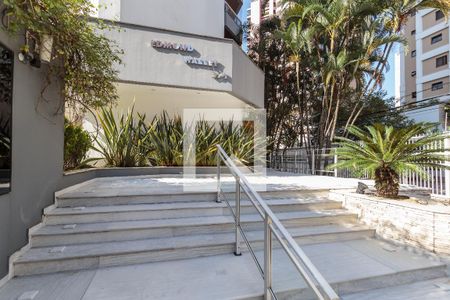 Apartamento à venda com 154m², 3 quartos e 2 vagas Apartamento à venda com 154m², 3 quartos e 2 vagasEntrada