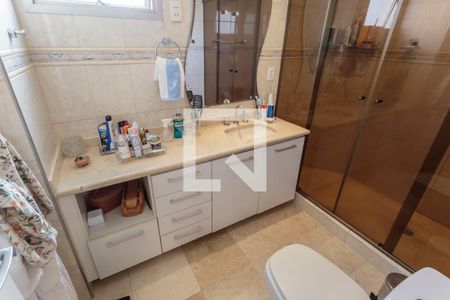 Apartamento à venda com 154m², 3 quartos e 2 vagas Apartamento à venda com 154m², 3 quartos e 2 vagasBanheiro da Suíte