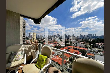 Apartamento à venda com 180m², 3 quartos e 2 vagasSacada
