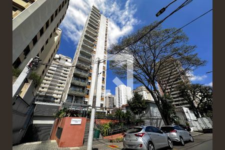 Apartamento à venda com 180m², 3 quartos e 2 vagasFachada