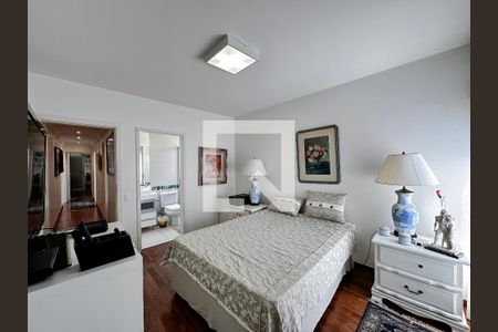 Apartamento à venda com 180m², 3 quartos e 2 vagasSuíte 1