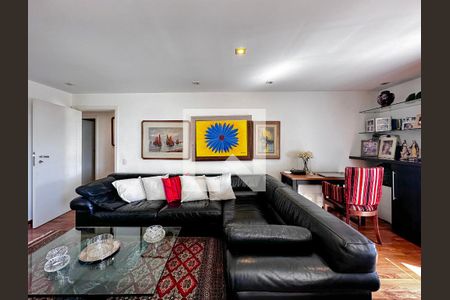 Apartamento à venda com 180m², 3 quartos e 2 vagasSala