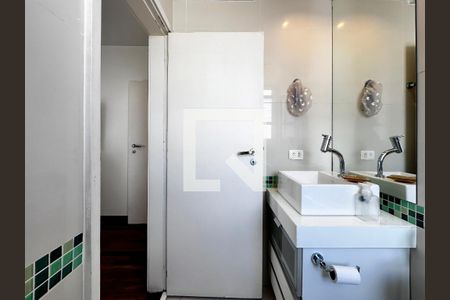 Apartamento à venda com 180m², 3 quartos e 2 vagasBanheiro Suíte 1