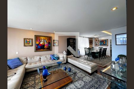 Apartamento à venda com 180m², 3 quartos e 2 vagasSala